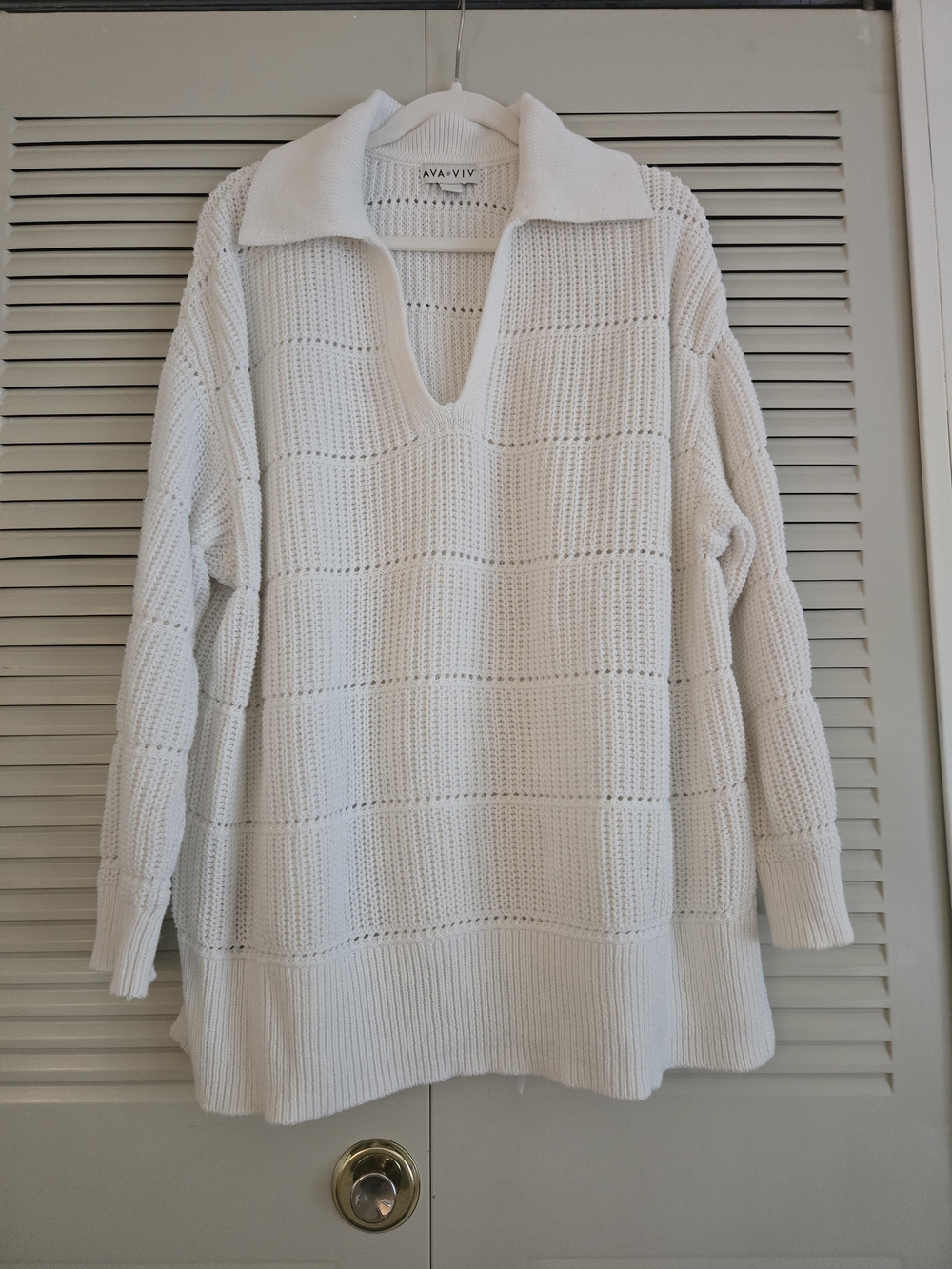 Ava & Viv White Open-Weave Collared V-Neck Sweater